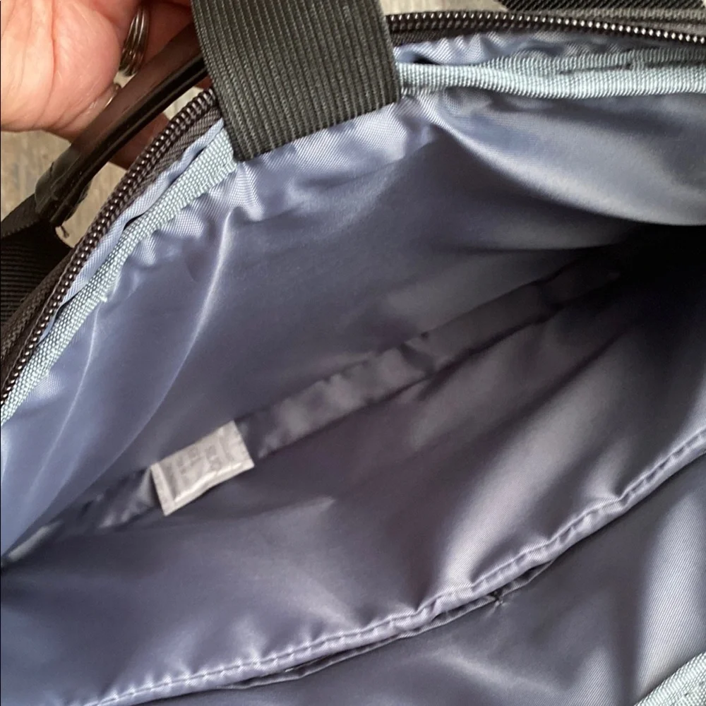 Black Laptop Bag with Durable Material and Professional Design